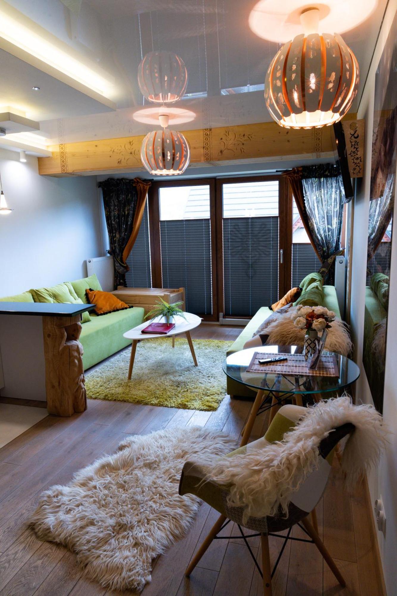 Polana Szymoszkowa - Chamerion Apartamento *